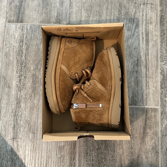 Ugg Toddlers' Neumel II Boot - Size 9 - Picture 3 of 8